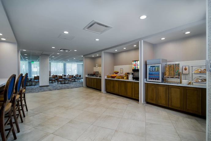 Imagen del bar/restaurante del Hotel Fairfield Inn and Suites Fort Worth Downtown/convention Center. Foto 5