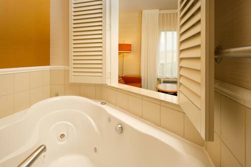 Imagen de la habitación del Hotel Fairfield Inn and Suites Germantown Gaithersburg. Foto 5