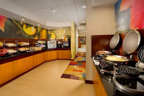 Imagen de la habitación del Hotel Fairfield Inn and Suites Germantown Gaithersburg. Foto 6