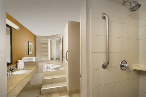 Imagen de la habitación del Hotel Fairfield Inn and Suites Germantown Gaithersburg. Foto 7