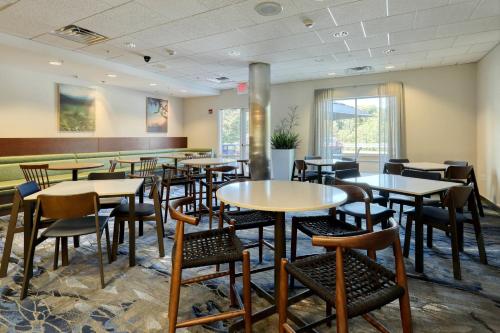 Imagen general del Hotel Fairfield Inn and Suites Harrisburg West. Foto 13