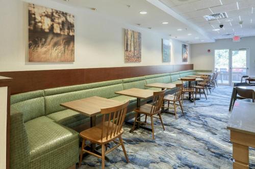 Imagen general del Hotel Fairfield Inn and Suites Harrisburg West. Foto 14