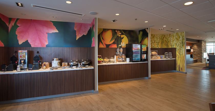 Imagen del bar/restaurante del Hotel Fairfield Inn and Suites Houma Southeast. Foto 5