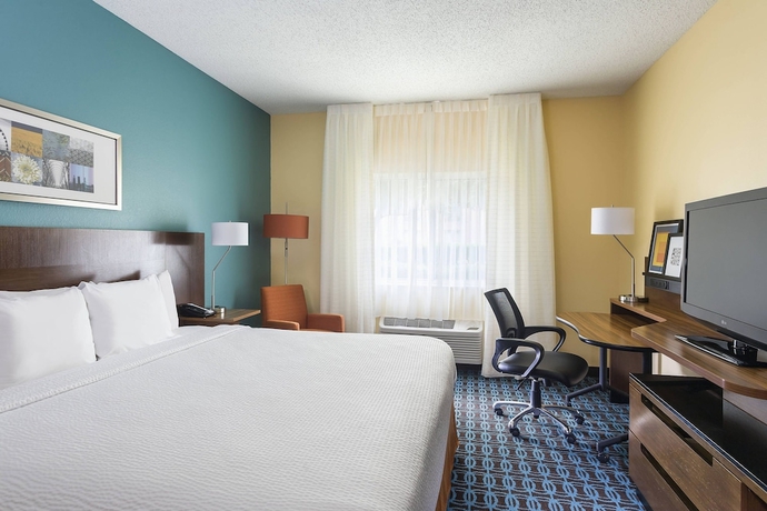 Imagen de la habitación del Hotel Fairfield Inn and Suites Houston Westchase. Foto 13