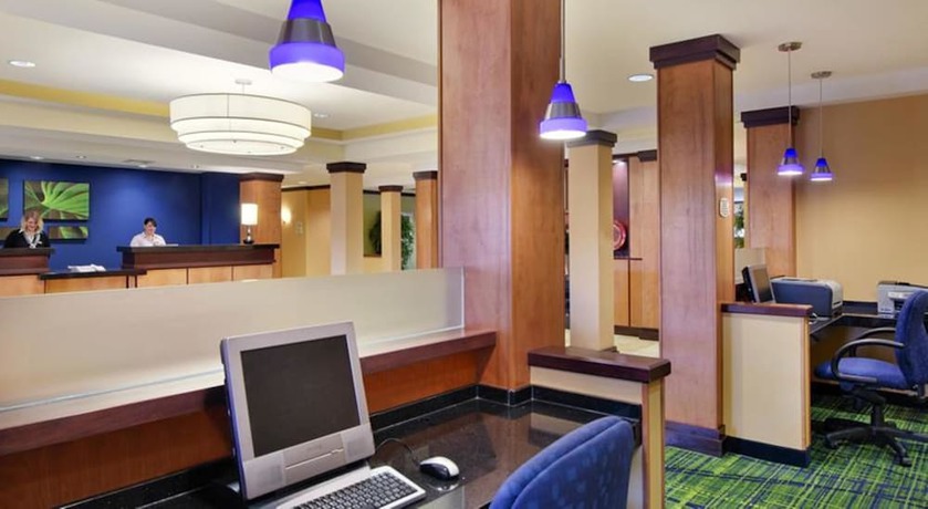 Imagen de los interiores del Hotel Fairfield Inn and Suites Jacksonville West/Chaffee Point. Foto 18
