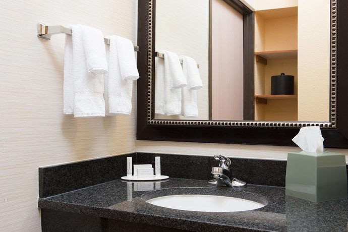 Imagen de la habitación del Hotel Fairfield Inn and Suites Kansas City Olathe. Foto 5