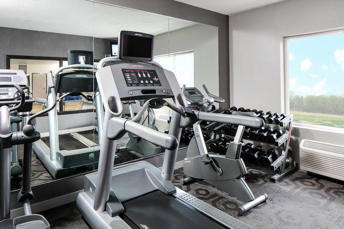 Imagen de los interiores del Hotel Fairfield Inn and Suites Kansas City Olathe. Foto 12