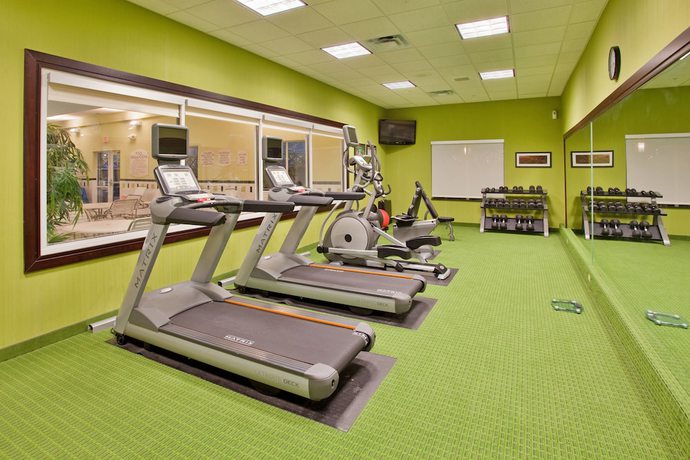 Imagen de los interiores del Hotel Fairfield Inn and Suites Kearney. Foto 12