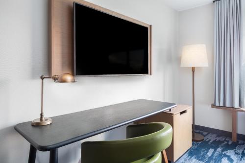 Imagen de la habitación del Hotel Fairfield Inn and Suites Kenosha Pleasant Prairie. Foto 10