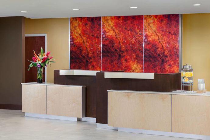 Imagen de los interiores del Hotel Fairfield Inn and Suites Key West At The Keys Collection. Foto 16