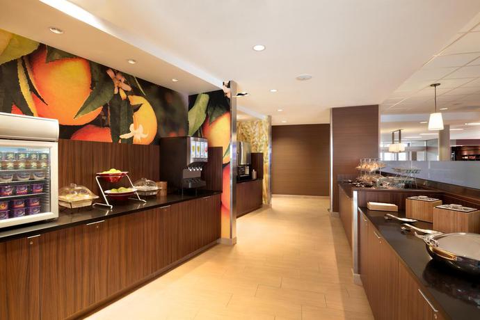 Imagen de los interiores del Hotel Fairfield Inn and Suites Lancaster East at The Outlets. Foto 7
