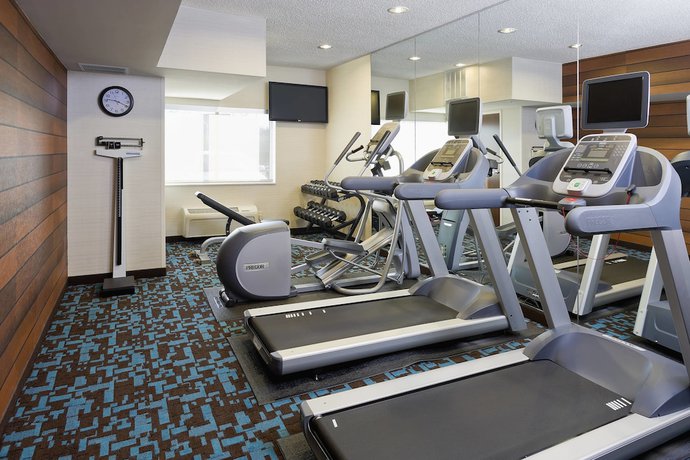 Imagen de los interiores del Hotel Fairfield Inn and Suites Lexington Keeneland Airport. Foto 14