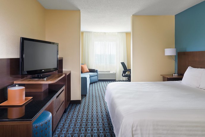 Imagen de la habitación del Hotel Fairfield Inn and Suites Lexington Keeneland Airport. Foto 9