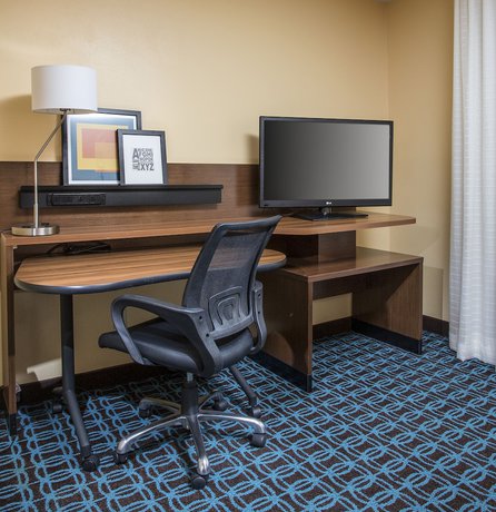 Imagen de la habitación del Hotel Fairfield Inn and Suites Lexington Keeneland Airport. Foto 10