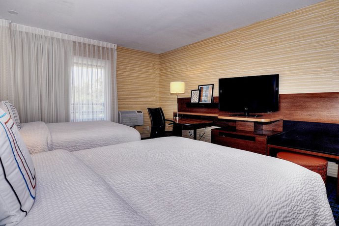 Imagen de la habitación del Hotel Fairfield Inn and Suites Los Angeles Rosemead. Foto 3