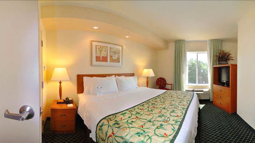 Imagen de la habitación del Hotel Fairfield Inn and Suites Marianna. Foto 9