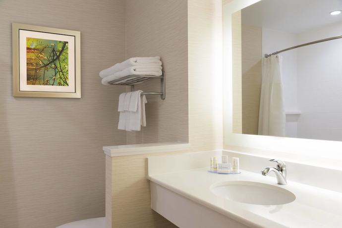 Imagen de la habitación del Hotel Fairfield Inn and Suites Medina. Foto 12