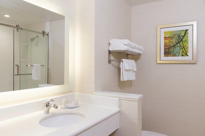 Imagen de la habitación del Hotel Fairfield Inn and Suites Medina. Foto 16