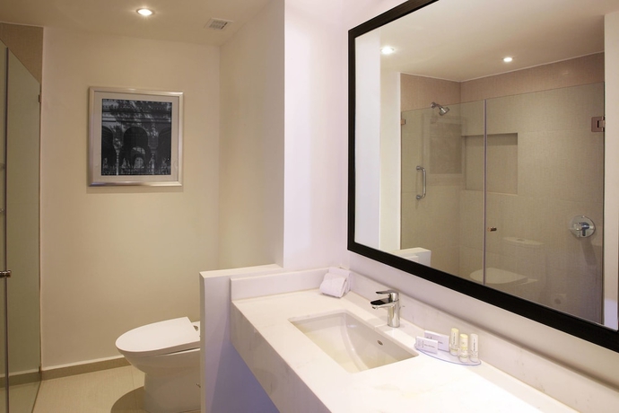 Imagen de la habitación del Hotel Fairfield Inn and Suites Mexico City Vallejo. Foto 8