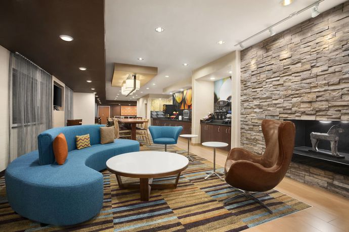 Imagen de los interiores del Hotel Fairfield Inn and Suites Minneapolis-St. Paul Airport. Foto 9