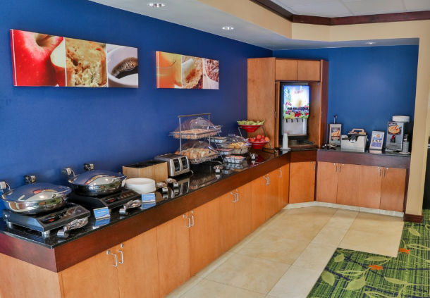 Imagen del bar/restaurante del Hotel Fairfield Inn and Suites Mobile Spanish Fort/eastern. Foto 4