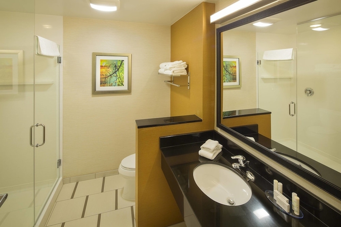 Imagen de la habitación del Hotel Fairfield Inn and Suites Monaca. Foto 8
