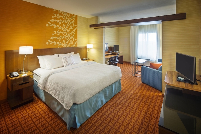 Imagen de la habitación del Hotel Fairfield Inn and Suites Monaca. Foto 14