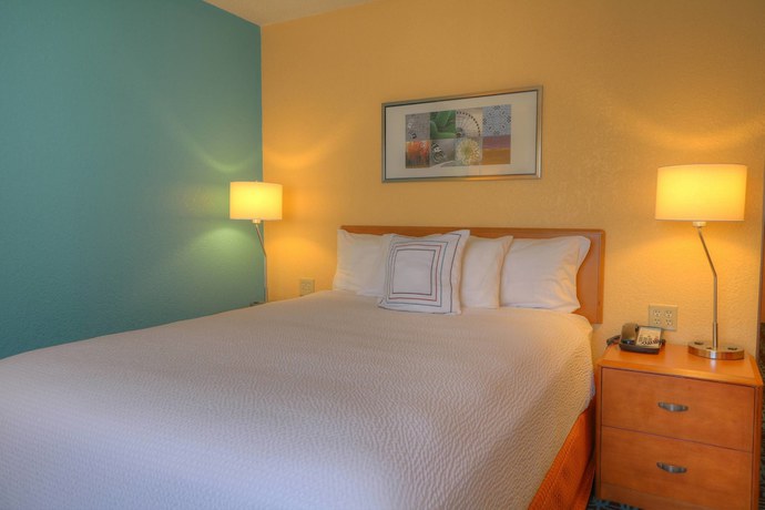 Imagen de la habitación del Hotel Fairfield Inn and Suites Mt. Pleasant. Foto 15