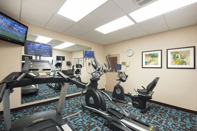Imagen de los interiores del Hotel Fairfield Inn and Suites Mt. Pleasant. Foto 20
