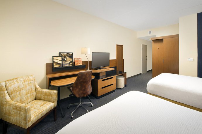 Imagen de la habitación del Hotel Fairfield Inn and Suites Nashville Downtown/The Gulch. Foto 5