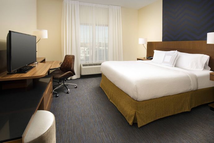Imagen de la habitación del Hotel Fairfield Inn and Suites Nashville Downtown/The Gulch. Foto 11