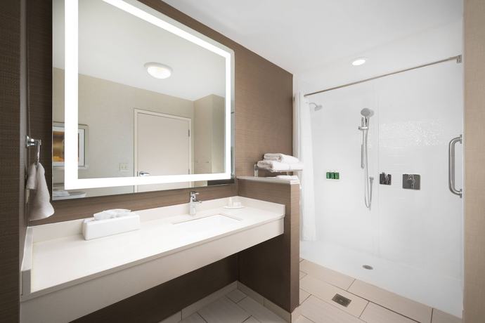 Imagen de la habitación del Hotel Fairfield Inn and Suites Nashville Downtown/The Gulch. Foto 14