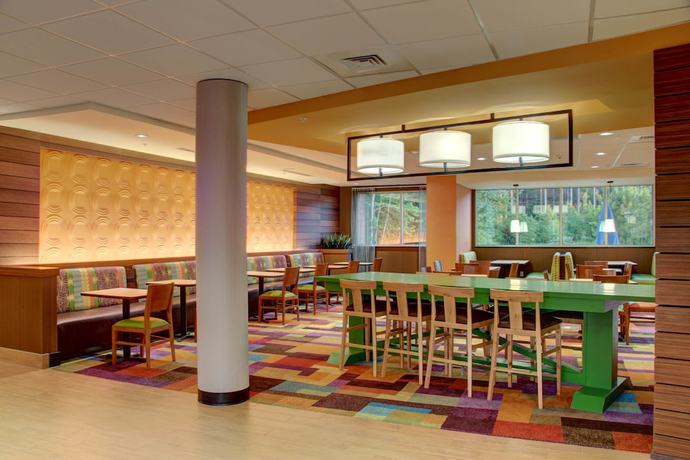 Imagen de los interiores del Hotel Fairfield Inn and Suites Natchitoches. Foto 19