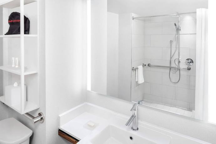 Imagen de la habitación del Hotel Fairfield Inn and Suites New York Manhattan/Times Square South. Foto 12