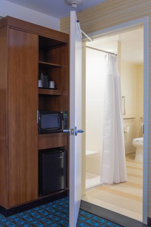 Imagen de la habitación del Hotel Fairfield Inn and Suites New York Queens/Fresh Meadows. Foto 2