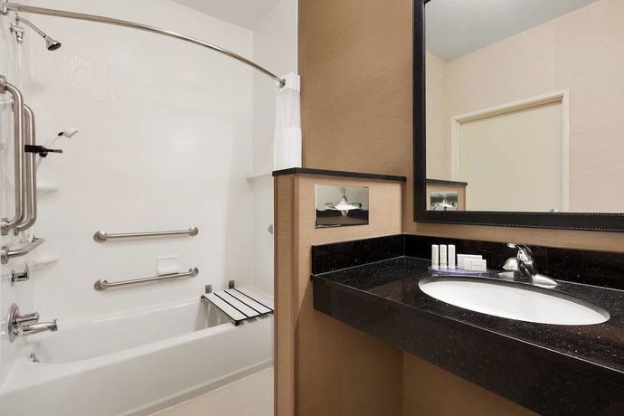 Imagen de la habitación del Hotel Fairfield Inn and Suites Omaha East/council Bluffs, Ia. Foto 5