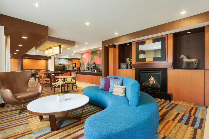 Imagen de los interiores del Hotel Fairfield Inn and Suites Omaha East/council Bluffs, Ia. Foto 15