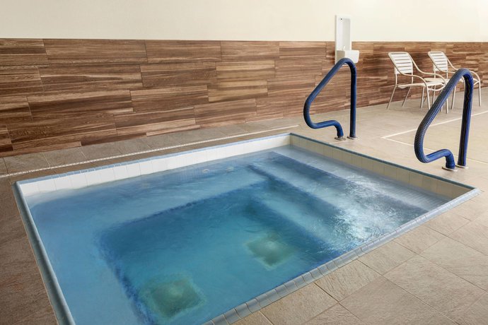 Imagen de la piscina del Hotel Fairfield Inn and Suites Omaha East/council Bluffs, Ia. Foto 19