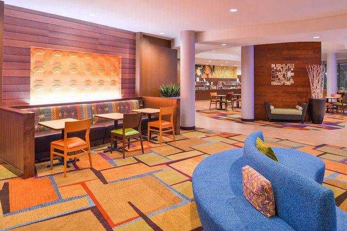 Imagen de los interiores del Hotel Fairfield Inn and Suites Orlando Ocoee. Foto 17