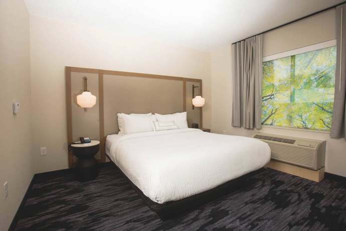 Imagen de la habitación del Hotel Fairfield Inn and Suites Philadelphia Broomall/newtown Square. Foto 2