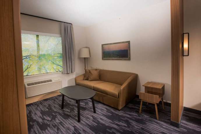 Imagen de la habitación del Hotel Fairfield Inn and Suites Philadelphia Broomall/newtown Square. Foto 5