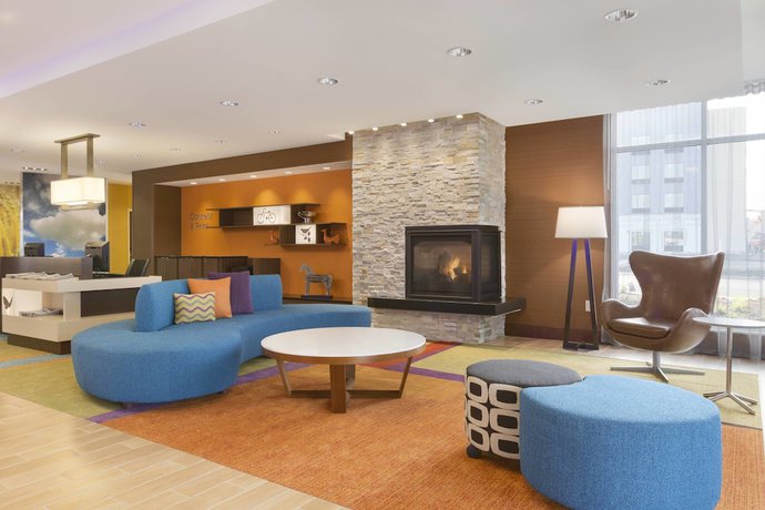 Imagen de los interiores del Hotel Fairfield Inn and Suites Pittsburgh Airport/robinson Township. Foto 15