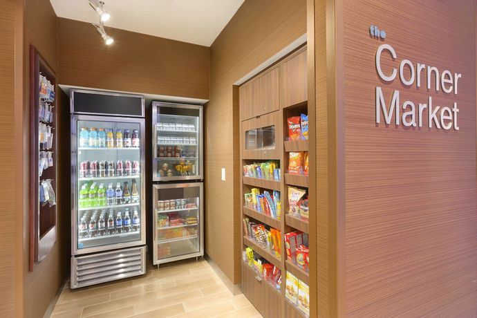 Imagen del bar/restaurante del Hotel Fairfield Inn and Suites Pittsburgh Airport/robinson Township. Foto 4