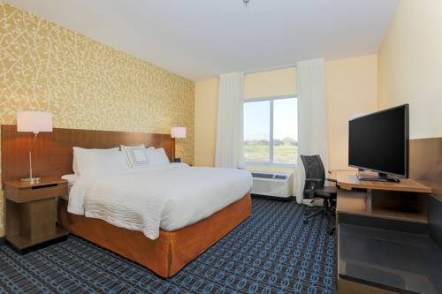 Imagen de la habitación del Hotel Fairfield Inn and Suites Pleasanton. Foto 4