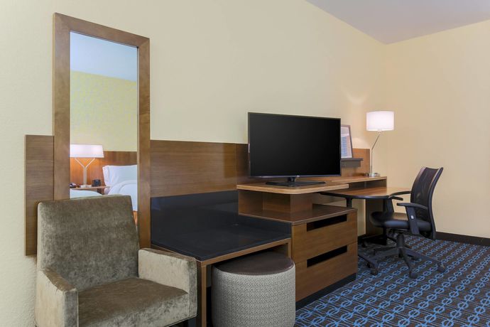 Imagen de la habitación del Hotel Fairfield Inn and Suites Pleasanton. Foto 10