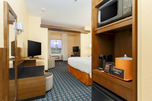 Imagen de la habitación del Hotel Fairfield Inn and Suites Pleasanton. Foto 15