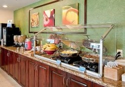 Imagen del bar/restaurante del Hotel Fairfield Inn and Suites Raleigh-Durham Airport/RTP. Foto 9