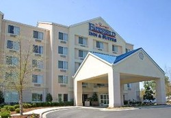 Imagen de los exteriores del Hotel Fairfield Inn and Suites Raleigh-Durham Airport/RTP. Foto 20