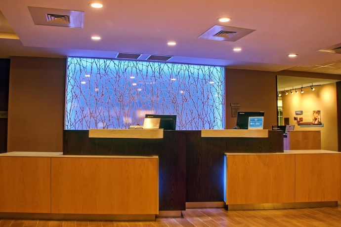 Imagen de los interiores del Hotel Fairfield Inn and Suites Reading Wyomissing. Foto 19