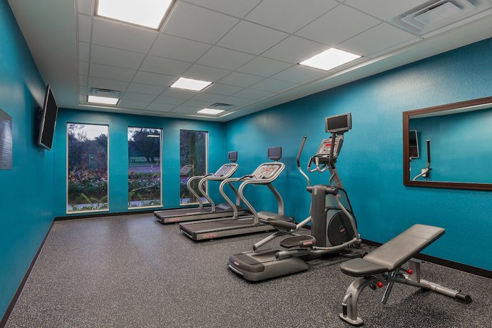 Imagen de los interiores del Hotel Fairfield Inn and Suites Riverside Corona/Norco. Foto 18